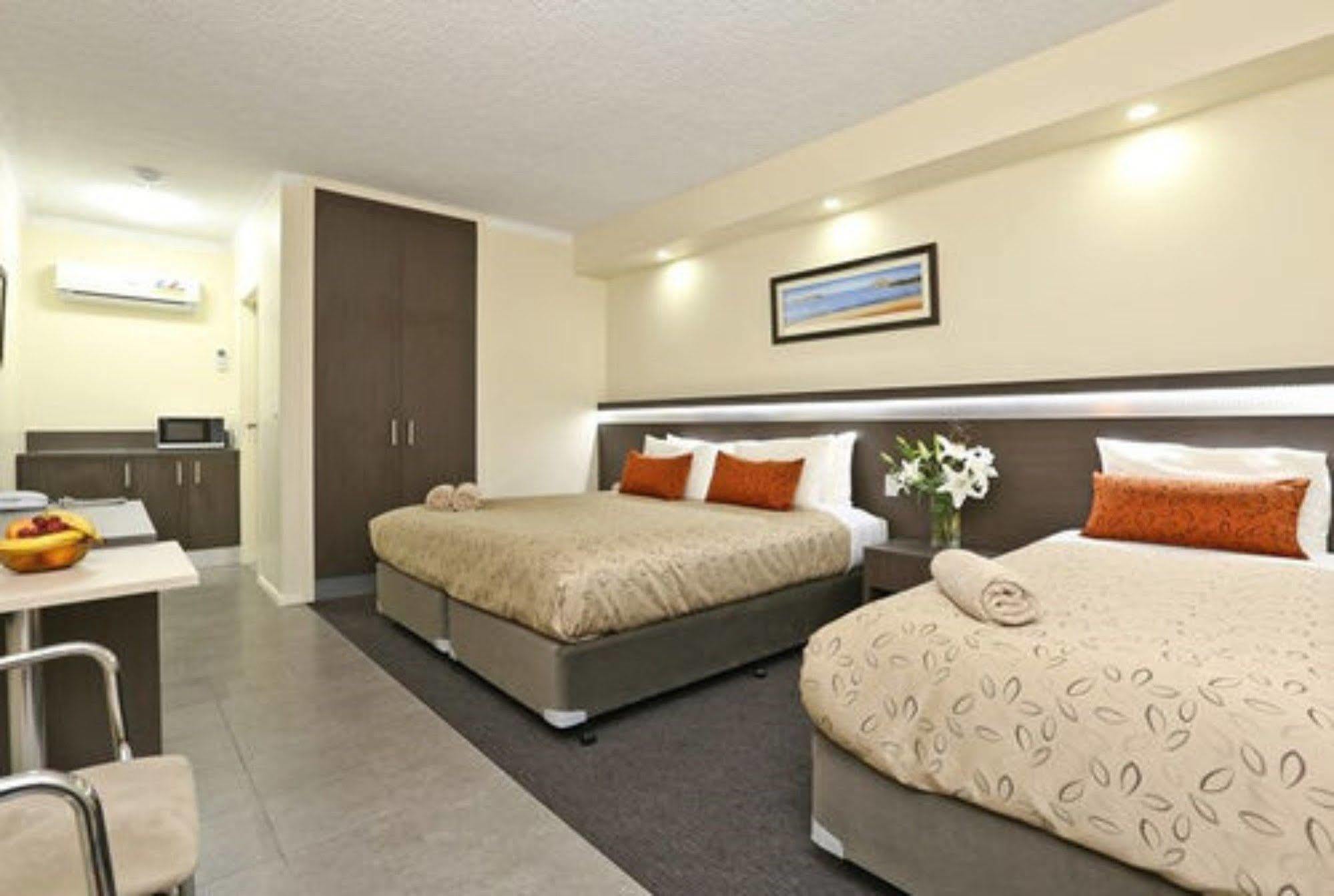 Morphettville Motor Inn Glenelg Exterior foto
